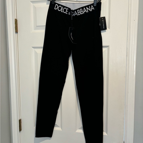 Dolce and Gabbana - Picture 2 of 4